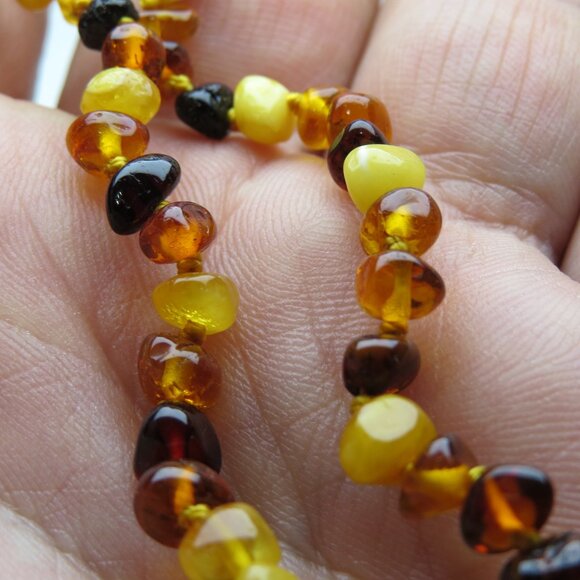 Authentic Amber Teething Unisex Necklace 12.5" Infant/Baby Premium Quality - Picture 2 of 4